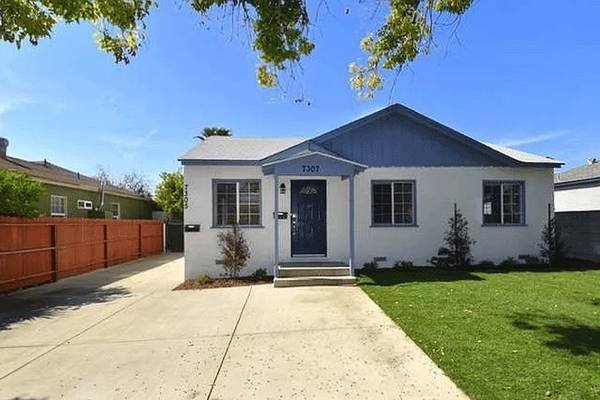 $1,400 / 2br - 856ft2 - Sweet 2-bedroom, 1-bath luxury home (Sun Valley, CA)