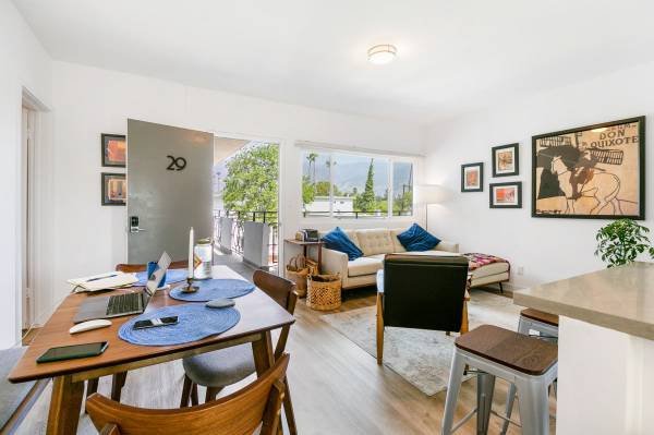 $2,899 / 2br - 833ft2 - Close to Everything, Far from Ordinary! Live Near It All! (Pasadena - Near Mt Wilson)