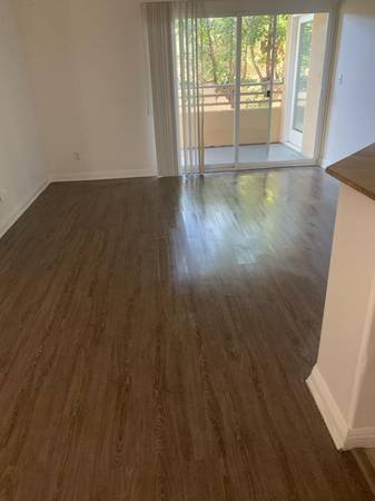 $2,899 / 2br - 833ft2 - Just Stunning! Spacious 2 Bed, 2 Bath with Lots of Light (Pasadena - 10 Minutes to Eaton Canyon Falls)