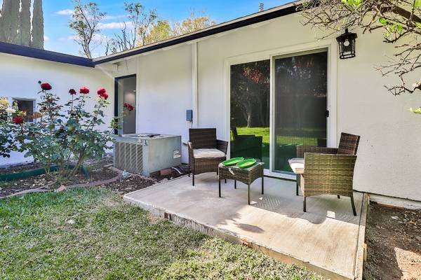 $7,999 / 4br - House For Rent at 22306 Hart St, Woodland Hills, CA