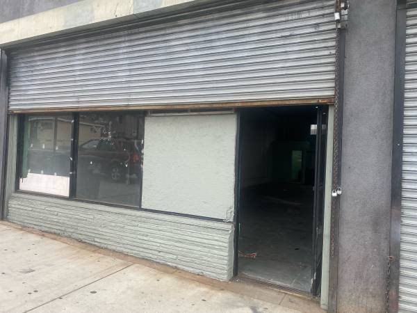 $2,950 - 1200 sq ft - Live / Work 1200 sq ft - 14' Ceiling - 24/7 Access (East LA)