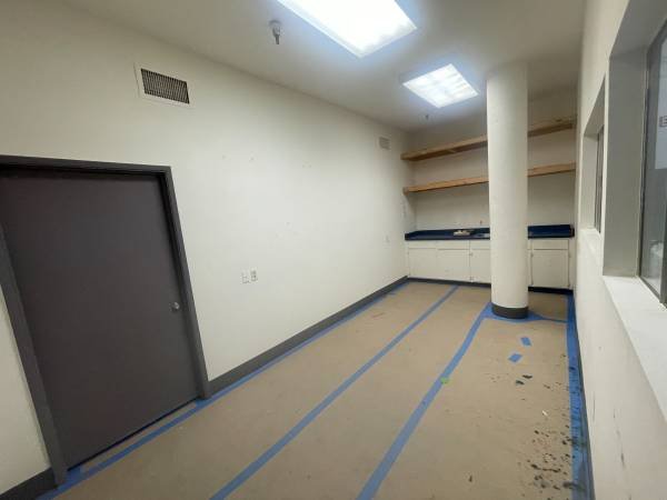 $625 / 200ft2 - Art studio With Sink and Cabinets In El Sereno City Terrace (city terrace)