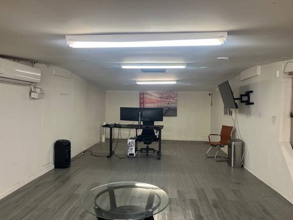 Office Space for Rent in Downtown, 1200 sqft, $3200/month, 2-Year Lease Term