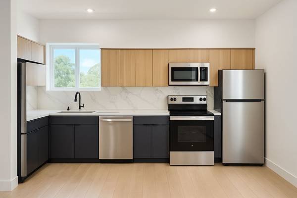 Room for Rent in Toronto, $750/Month, Near TTC & U of T, Utilities Included