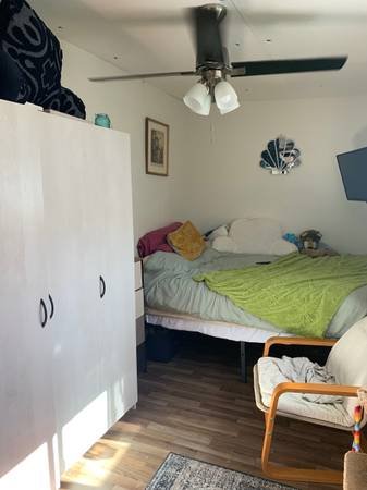 $1,250 Small Private Studio with a yard (San Pedro)