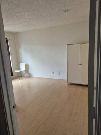 $800 / 168ft2 - Private Room and Shared Bathroom For Rent (Rosemead, CA)
