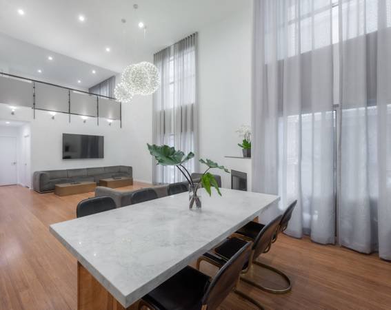 Furnished 1-Bedroom Sublet in Downtown Toronto for $2,200/Month, Available Immediately