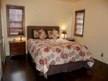 $1,400 for a 1-bedroom, 800 sq ft - Large Furnished Bedroom in Los Feliz (Los Feliz)