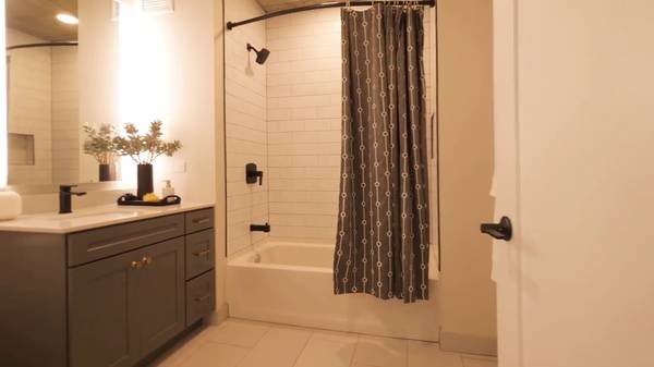 $1,800 / 1br - 667ft2 - Furnished One Bedroom One Bathroom for Sublease (West Los Angeles)