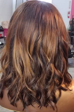 Certified Aesthetician Offering Professional Beauty Services in New York