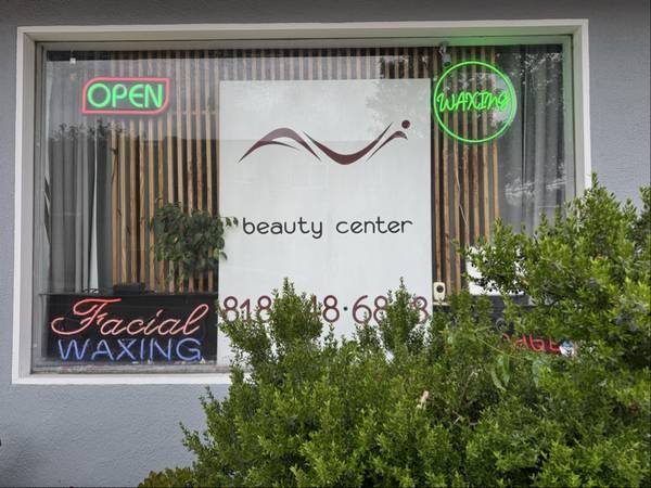 Professional Eyebrow Tattooing Services by Certified Artist in San Francisco