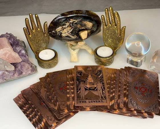 Madam Pan - Tarot Reader (Hollywood Hills)