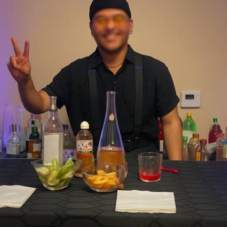 Professional and Friendly Bartender for Your Next Event, Cash Accepted in Sherman Oaks / SFV