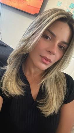 Certified Pilates Instructor Offering Professional Classes in New York