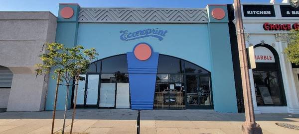 Graphic Designer, Copier Operator and Customer Service (Pasadena)