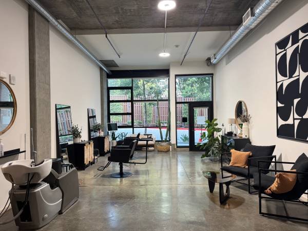 Hiring Salon Manager in New York, NY - Competitive Salary & Commission