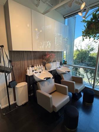 Stylist Chair for Rent in Gorgeous Prime West Hollywood Salon